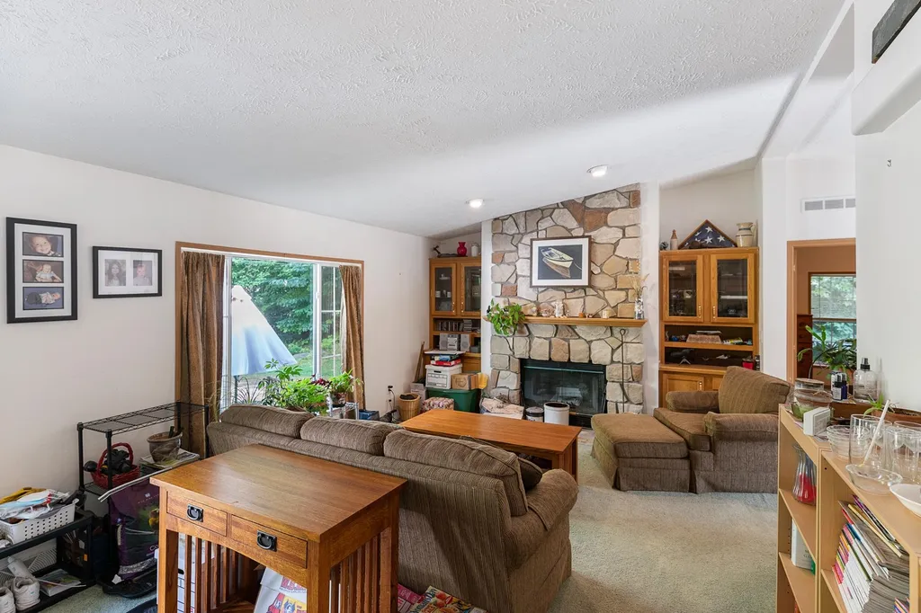 37 North Road Sunapee NH 03782