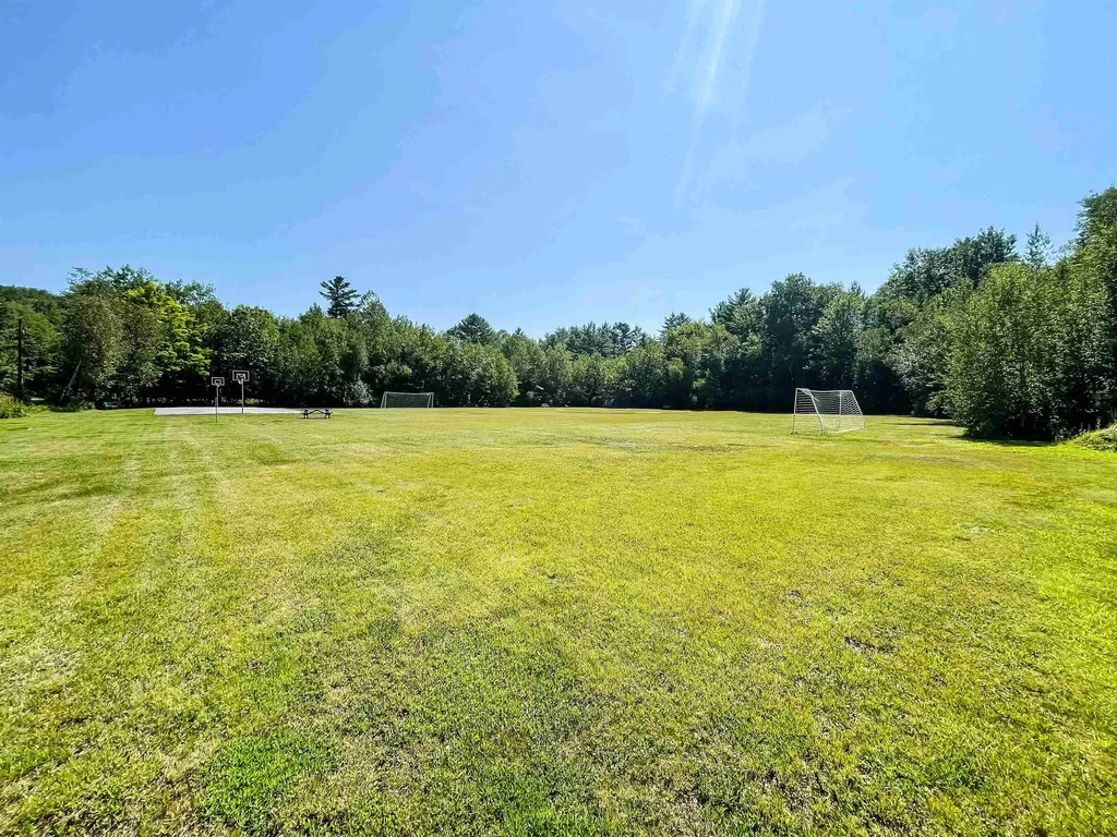 21 Franklin Pierce Drive Webster NH 03303