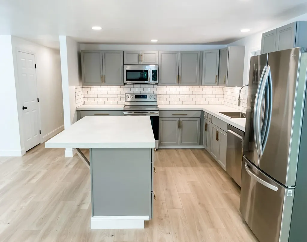 21 Franklin Pierce Drive Webster NH 03303
