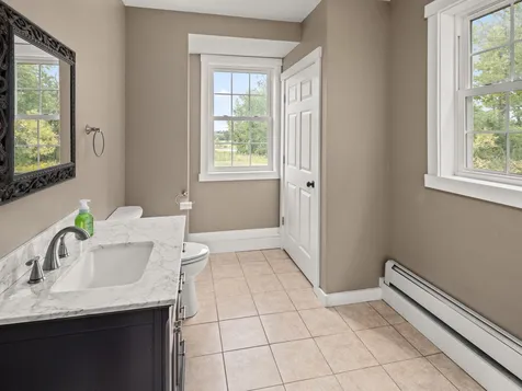 21 North Leno Lane Middlebury VT 05753