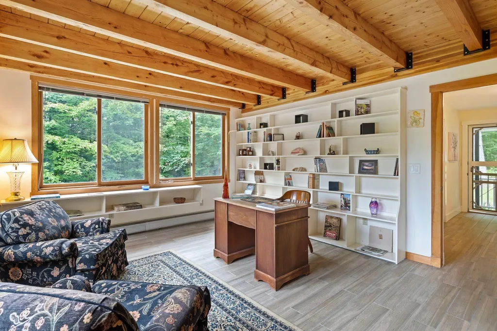 848 High Lake Road Sharon VT 05065