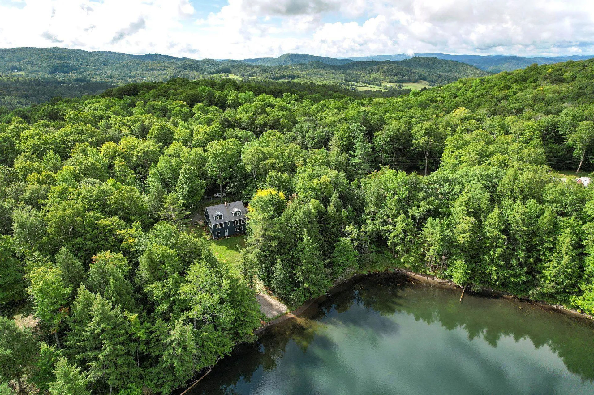 848 High Lake Road Sharon VT 05065