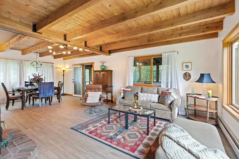 848 High Lake Road Sharon VT 05065