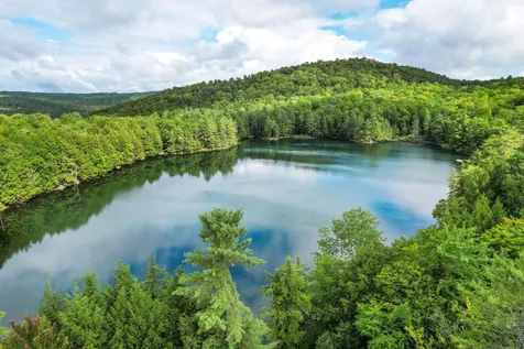 848 High Lake Road Sharon VT 05065