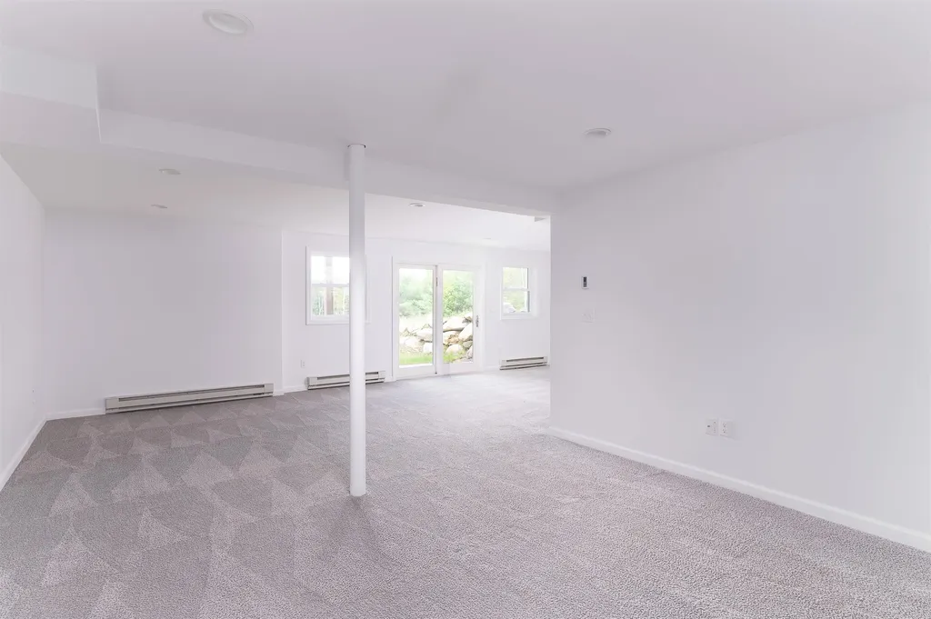 100 Nickelback Road Conway NH 03813