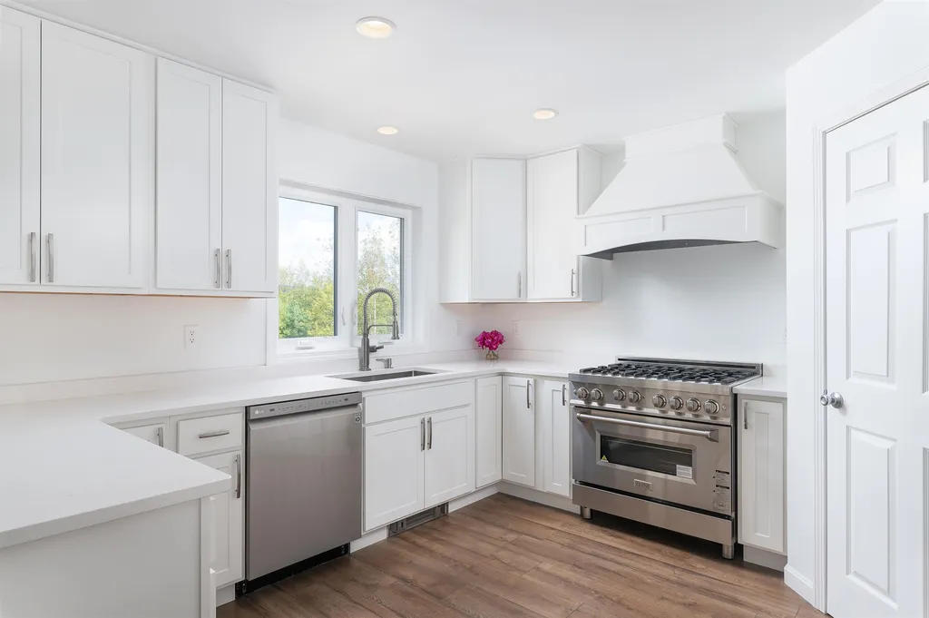 100 Nickelback Road Conway NH 03813