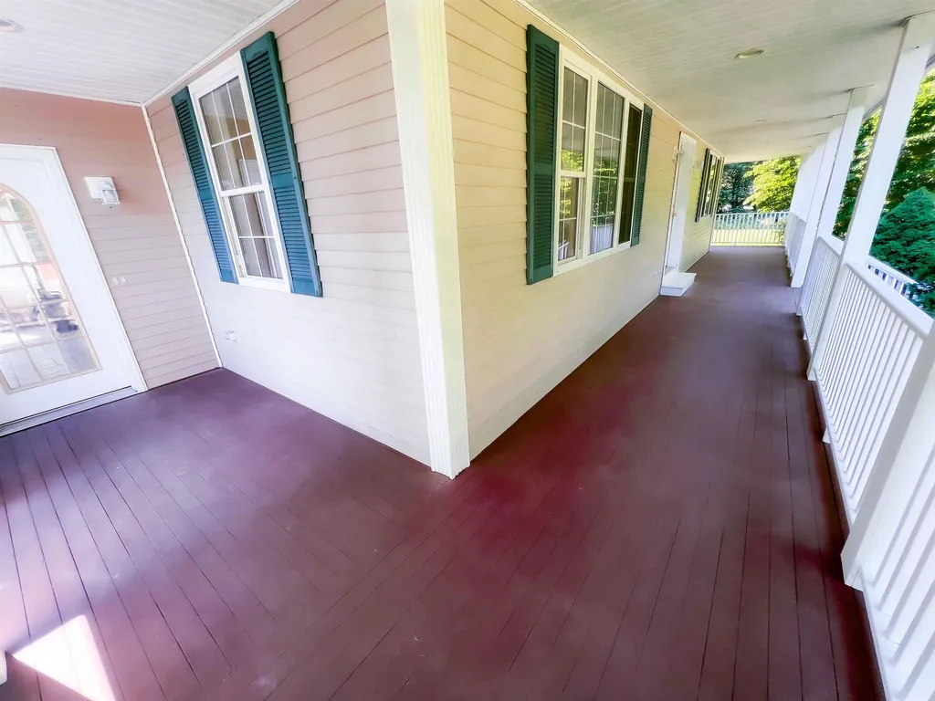 107 New Boston Road Kingston NH 03848