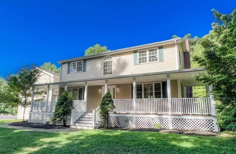 107 New Boston Road Kingston NH 03848