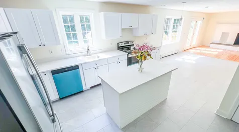 107 New Boston Road Kingston NH 03848