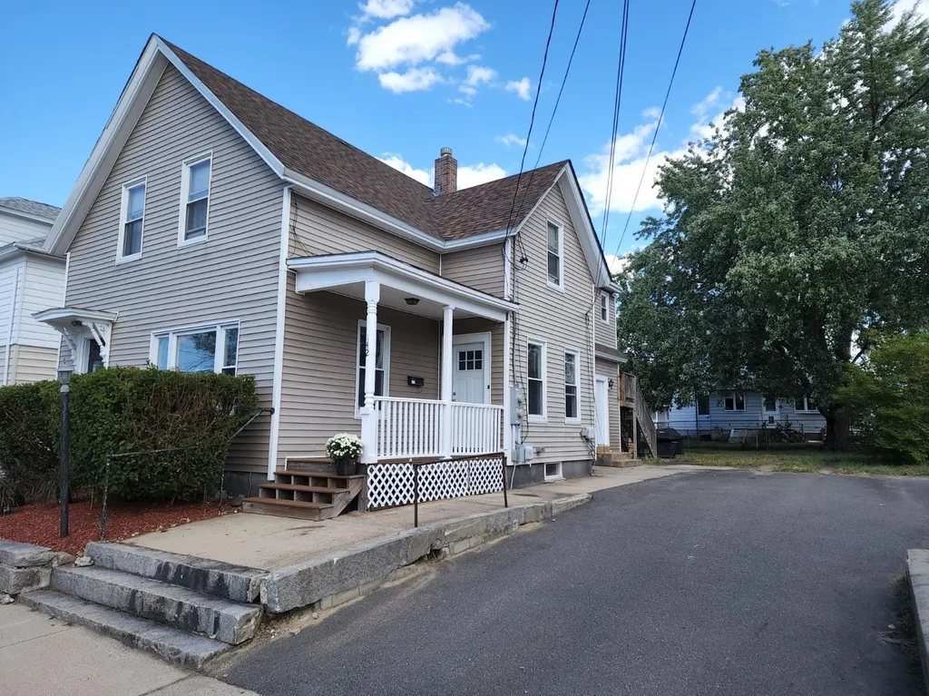 142 Pine Street Nashua NH 03060