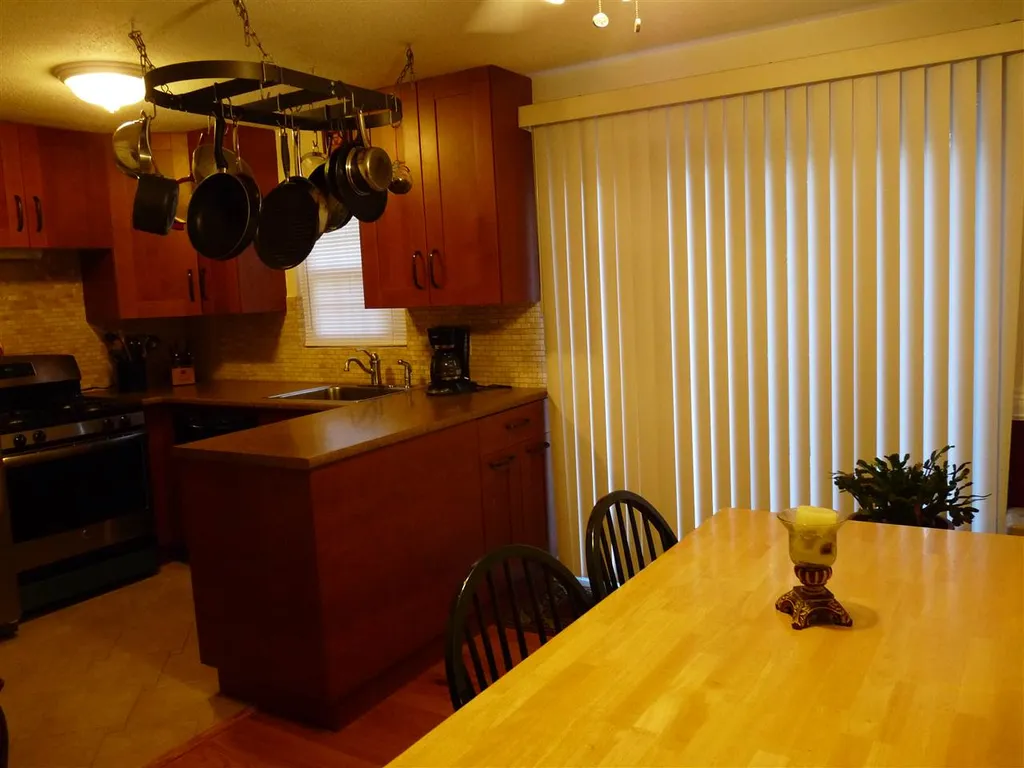 1 Fieldstone Drive Londonderry NH 03053