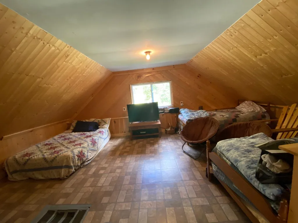 15 Judd Road Pittsburg NH 03592