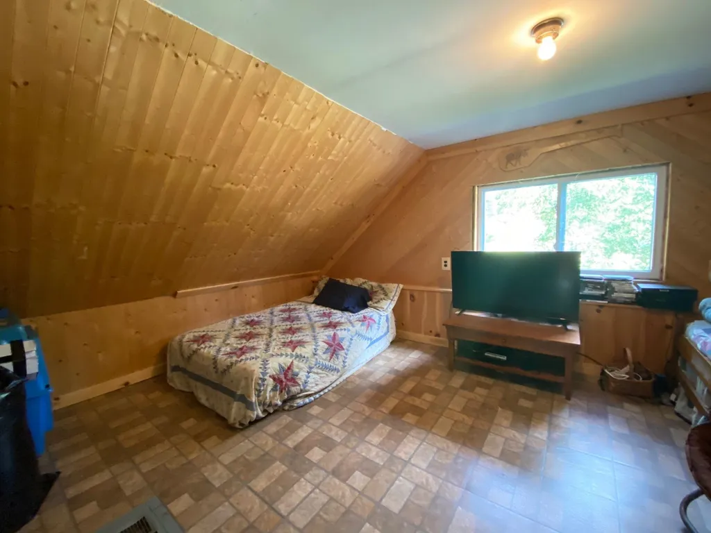 15 Judd Road Pittsburg NH 03592