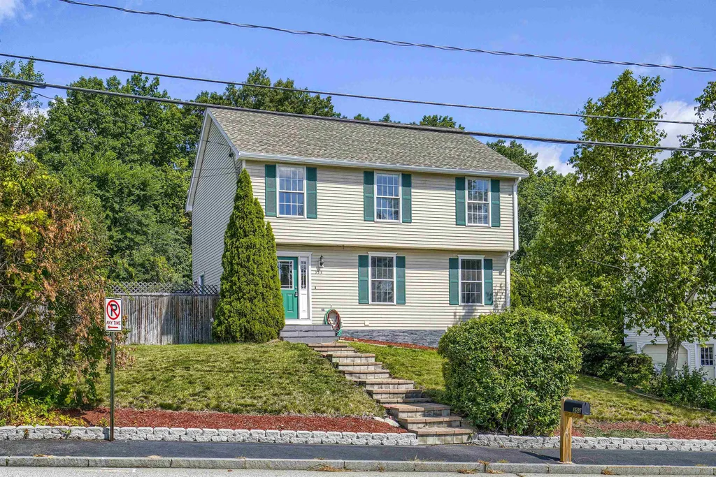 353 Wellington Hill Road Manchester NH 03104
