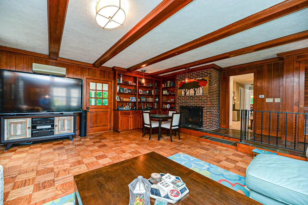11 Hartswood Road Dover NH 03820
