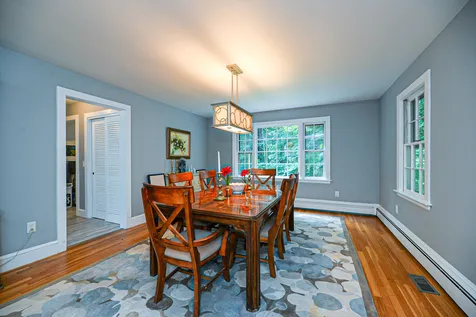 11 Hartswood Road Dover NH 03820