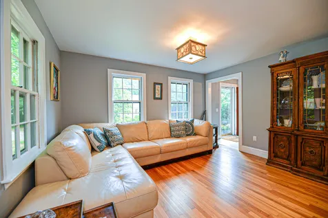 11 Hartswood Road Dover NH 03820