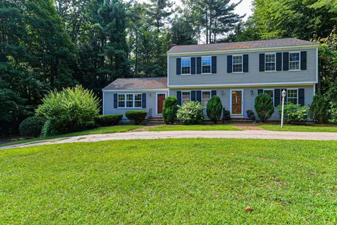 11 Hartswood Road Dover NH 03820
