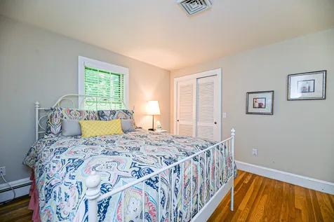 11 Hartswood Road Dover NH 03820