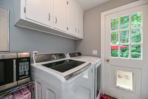 11 Hartswood Road Dover NH 03820