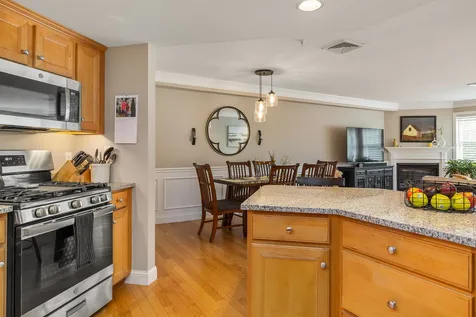 3 Sterling Hill Lane Exeter NH 03833
