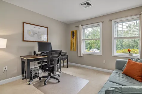 3 Sterling Hill Lane Exeter NH 03833