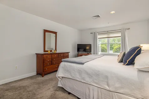 3 Sterling Hill Lane Exeter NH 03833