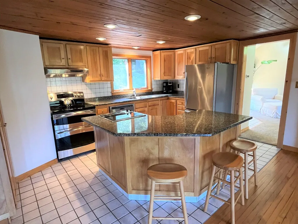4473 Vt Route 114 Canaan VT 05903