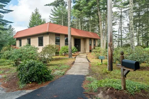 22 Interstate Drive Somersworth NH 03878