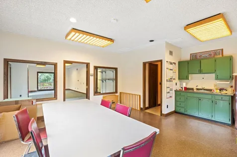 22 Interstate Drive Somersworth NH 03878