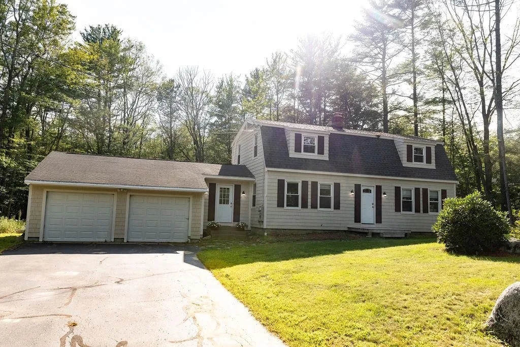 137 Fairview Avenue Conway NH 03818