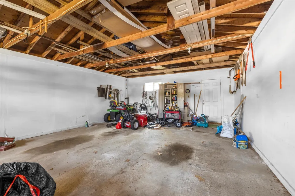 50 Davis Road Portsmouth NH 03801