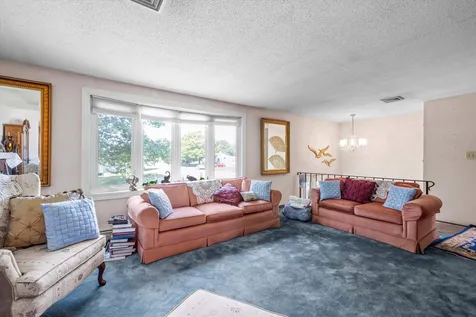 50 Davis Road Portsmouth NH 03801