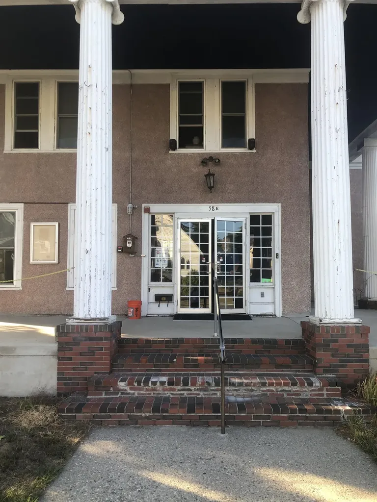 58 East Broadway Street Derry NH 03038