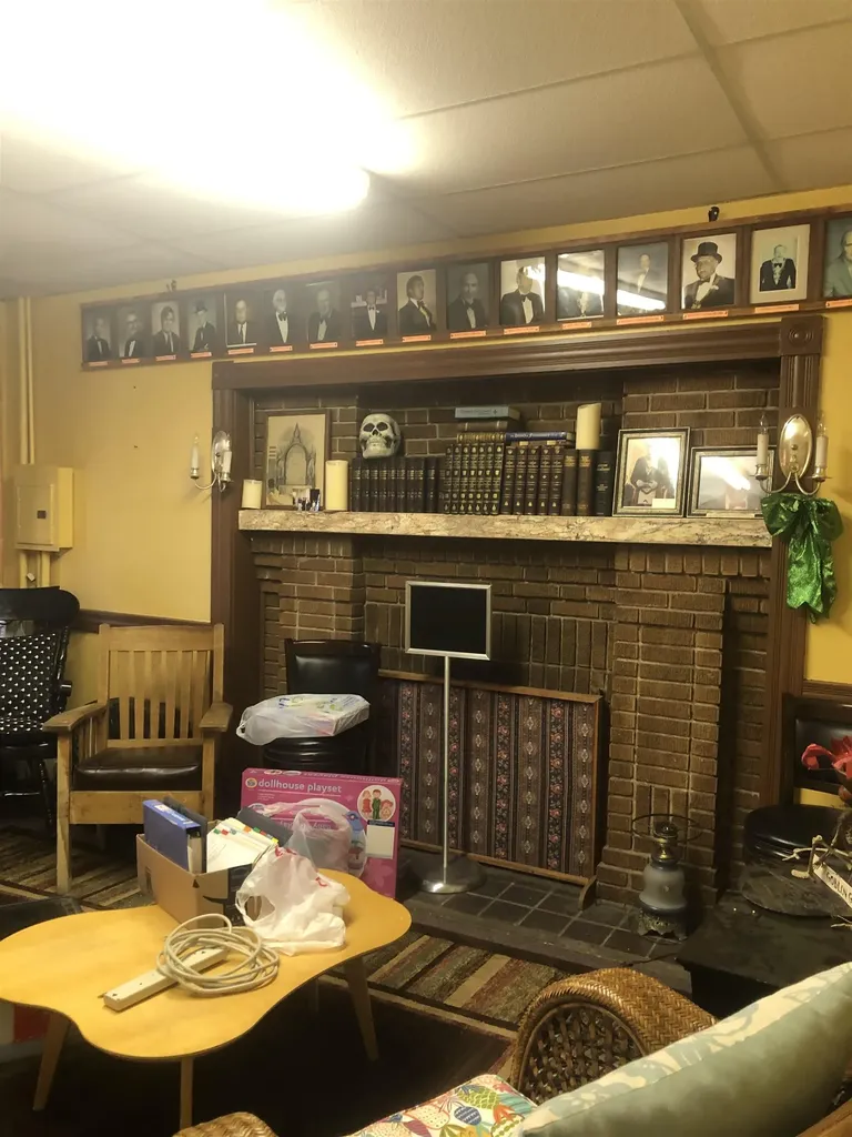 58 East Broadway Street Derry NH 03038