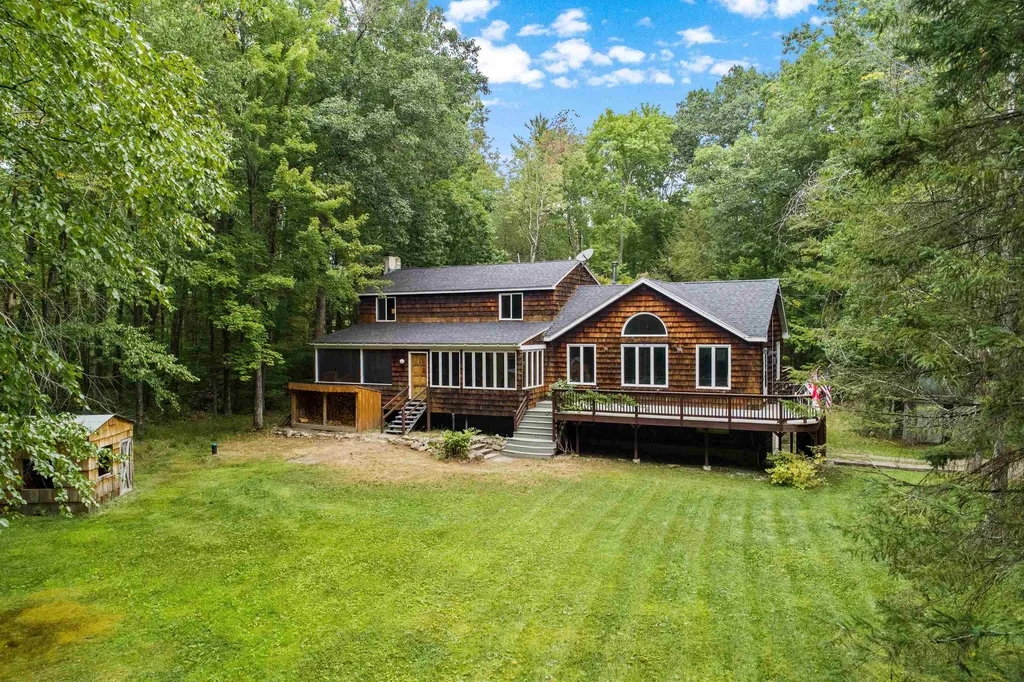 484 Ponemah Hill Road Milford NH 03055