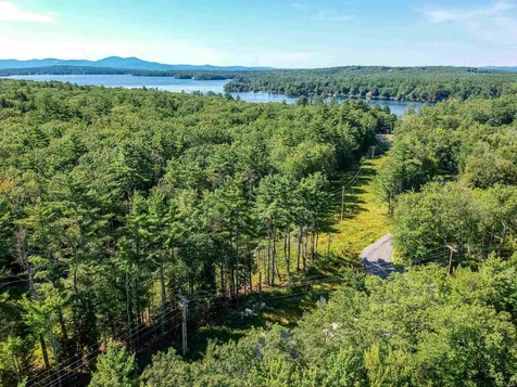 00 Governor Wentworth Highway Moultonborough NH 03254