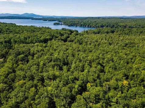 00 Governor Wentworth Highway Moultonborough NH 03254