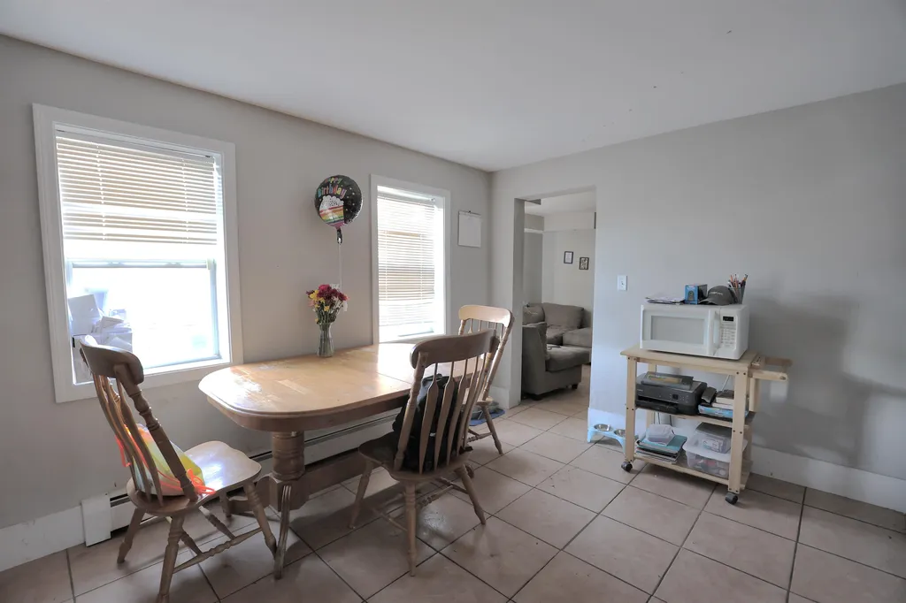 127-129 E Hollis Street Nashua NH 03060