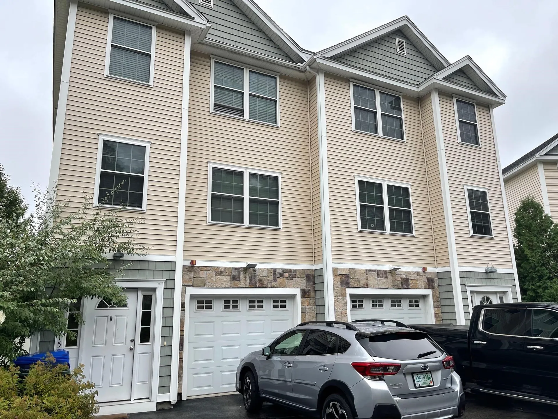 613 Holt Avenue Manchester NH 03109
