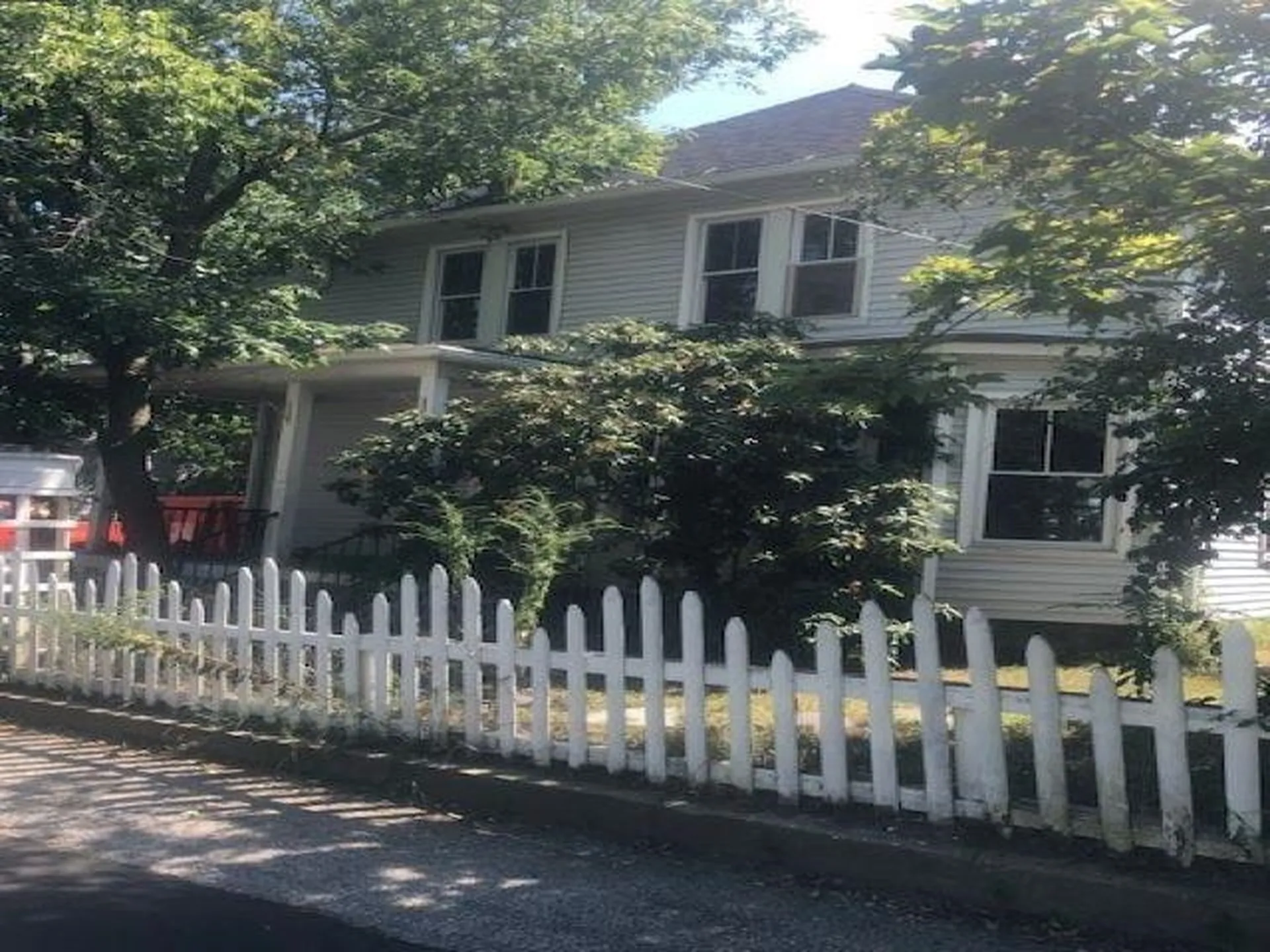 1 Pillsbury Street Derry NH 03038