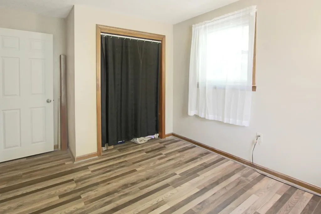 4 Pell Avenue Nashua NH 03060