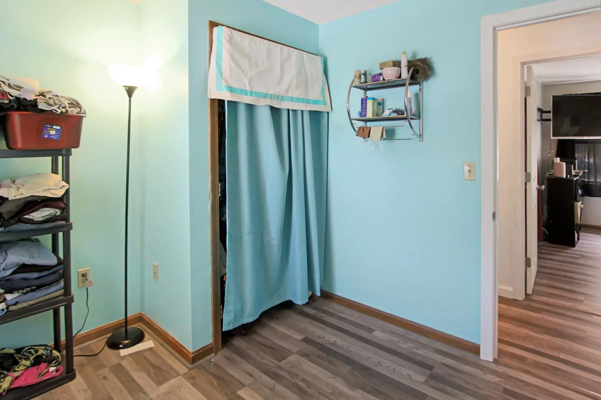 4 Pell Avenue Nashua NH 03060