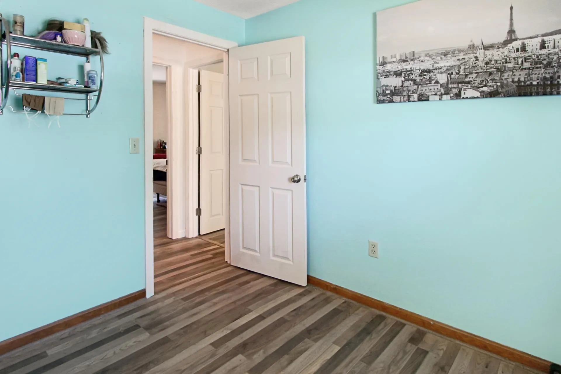 4 Pell Avenue Nashua NH 03060