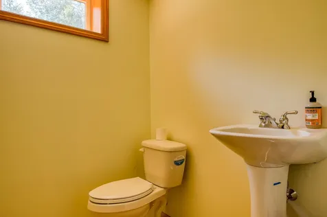 140 Beech Hill Road Bethlehem NH 03574