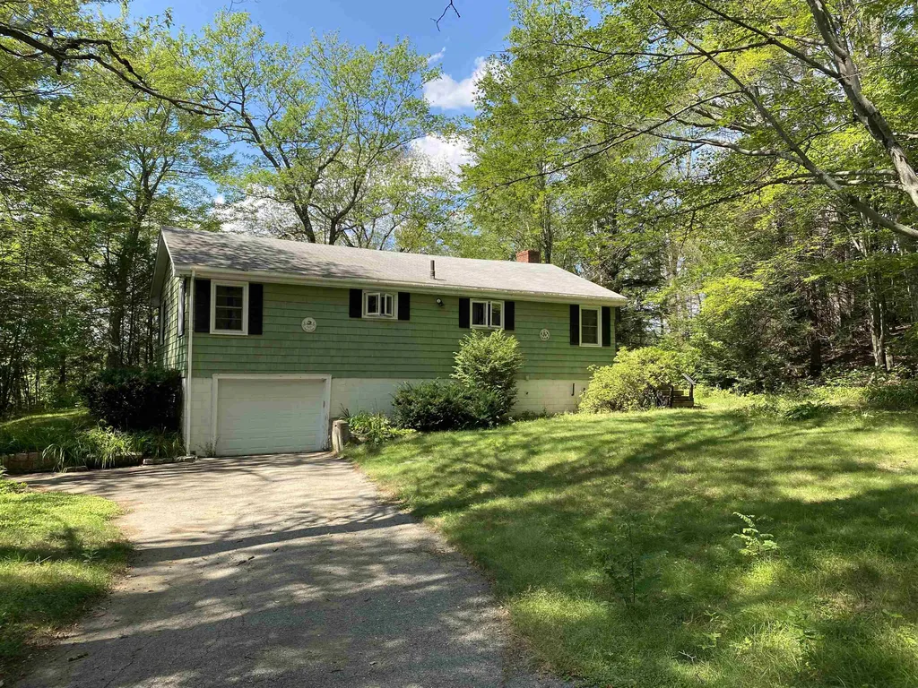 110 Eastern Slope Terrace Conway NH 03860