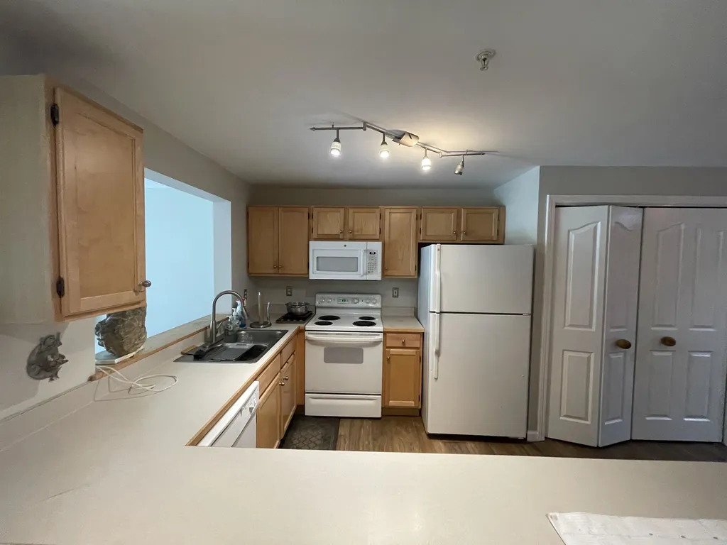 7 Claire Point Road Burlington VT 05408