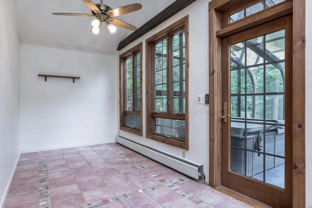 74 Thornton Road New Boston NH 03070