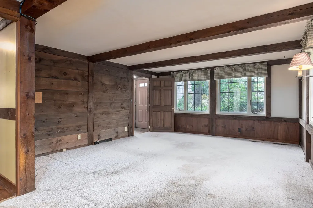 74 Thornton Road New Boston NH 03070