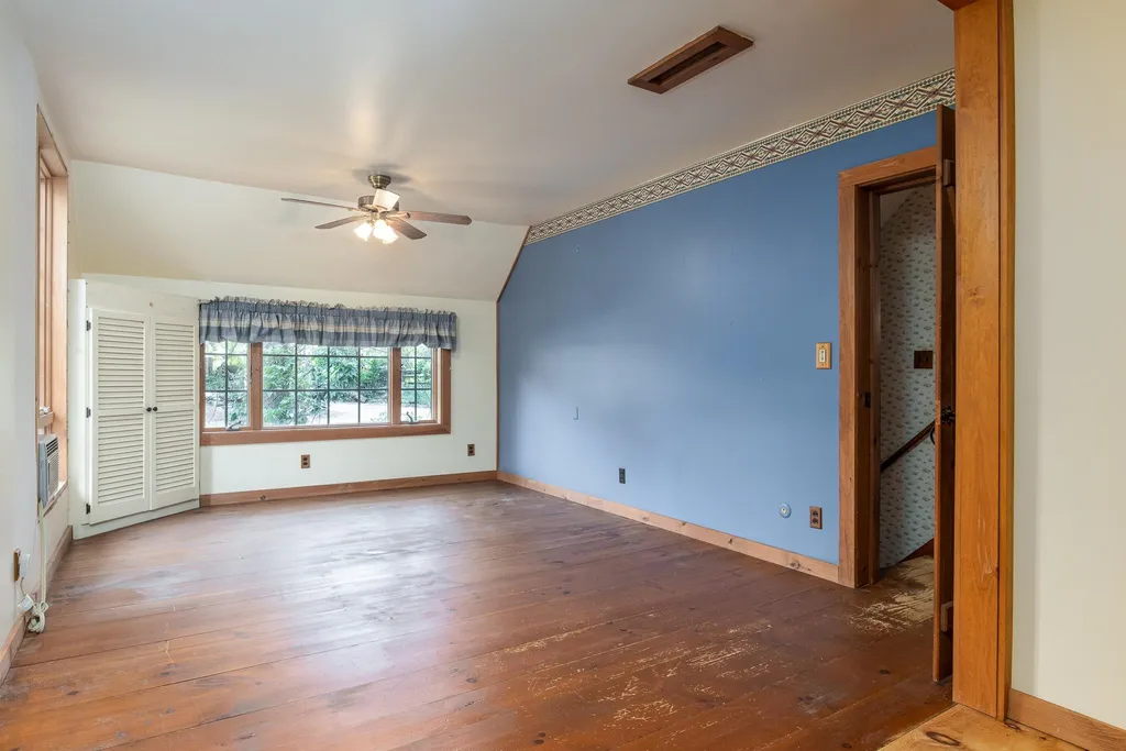 74 Thornton Road New Boston NH 03070
